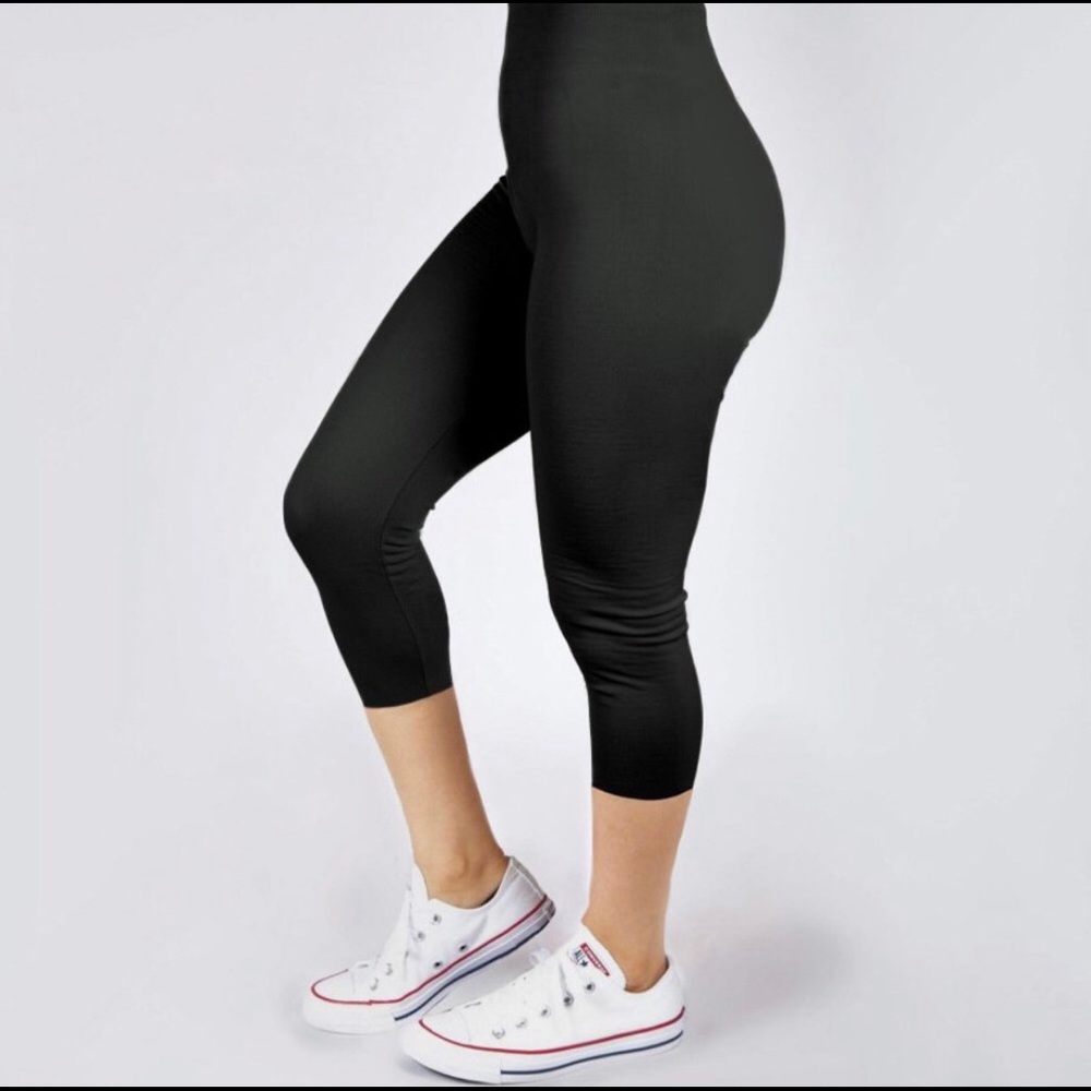 Capri leggings light weight